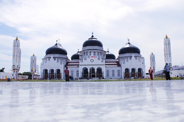 Pelangi di atas Baiturrahman
